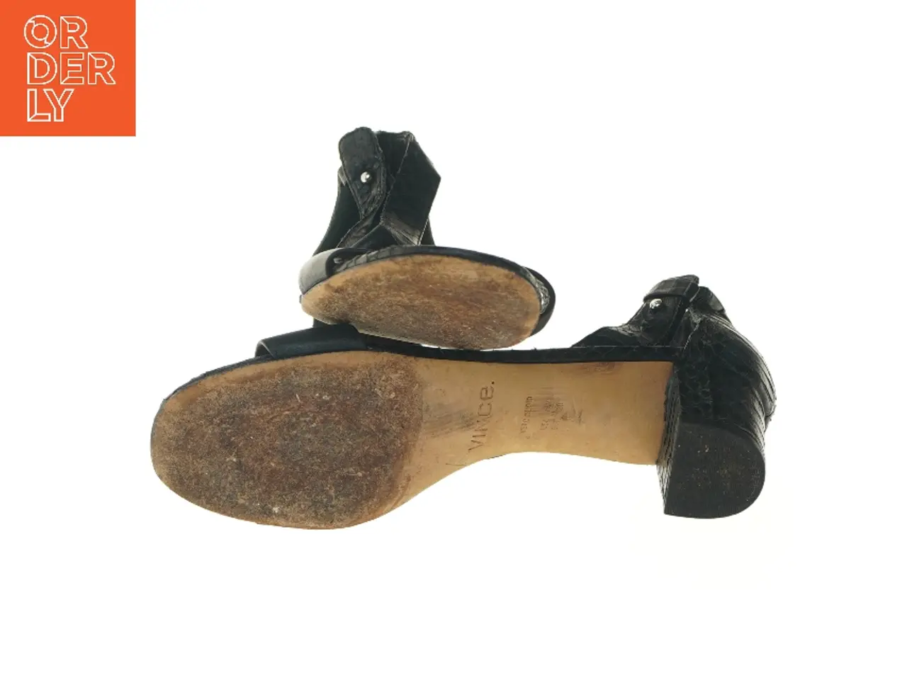 Billede 5 - Sorte sandaler med slangeskindsdetaljer fra Vince (str. 38 )