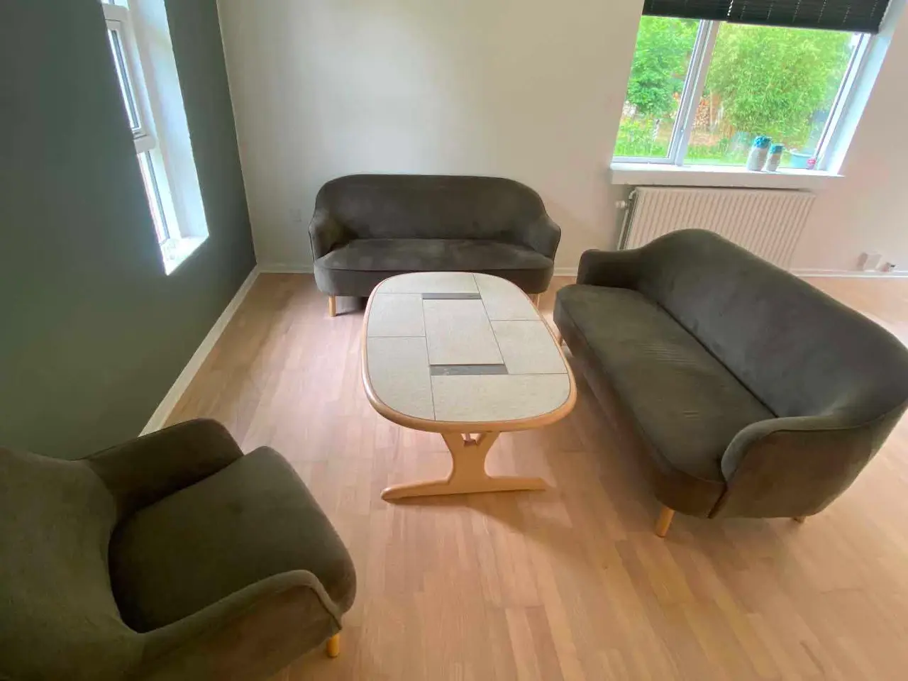 Billede 5 - Sofa bord og Sofa og stol 