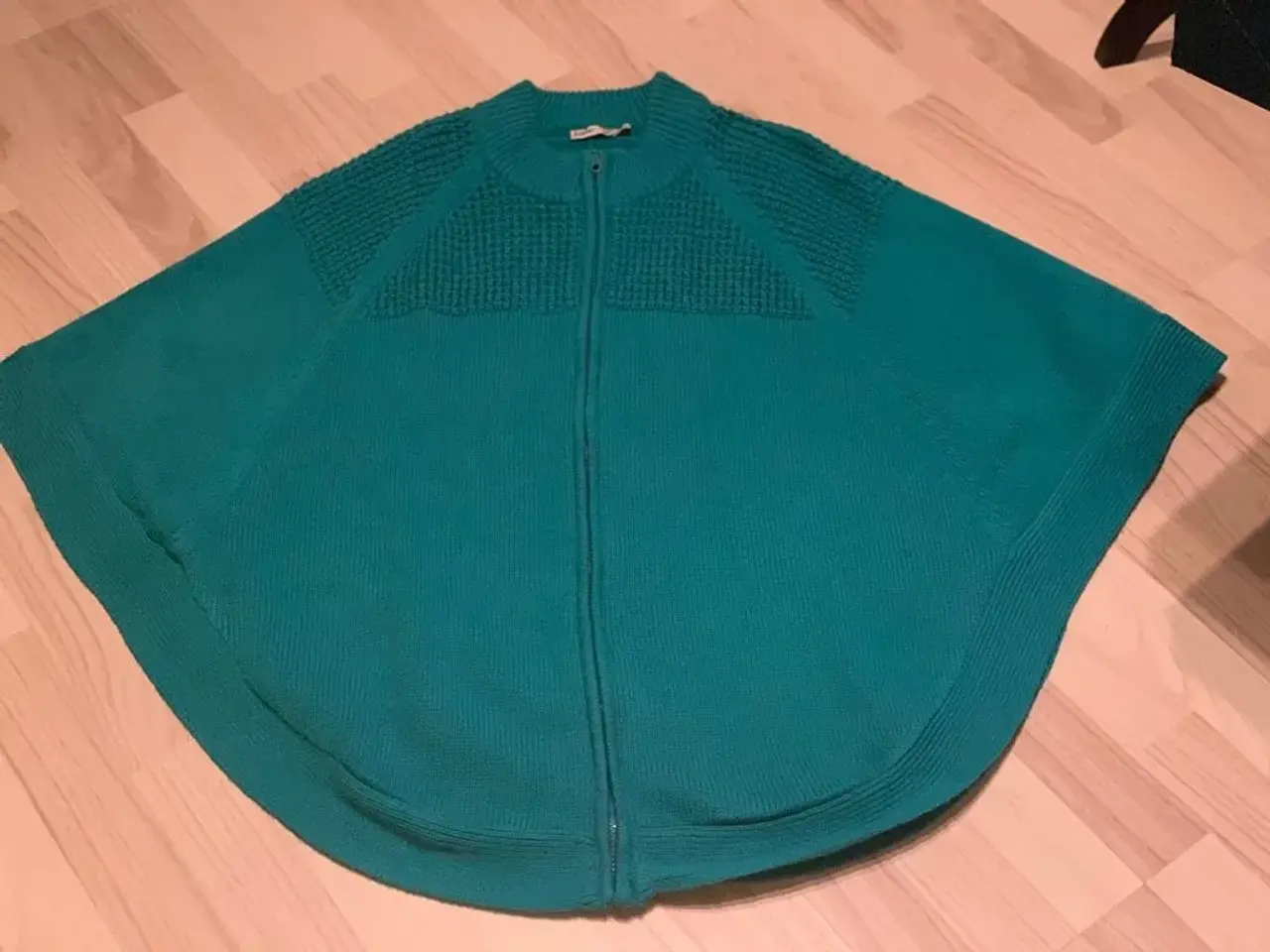Billede 1 - Smart billig poncho