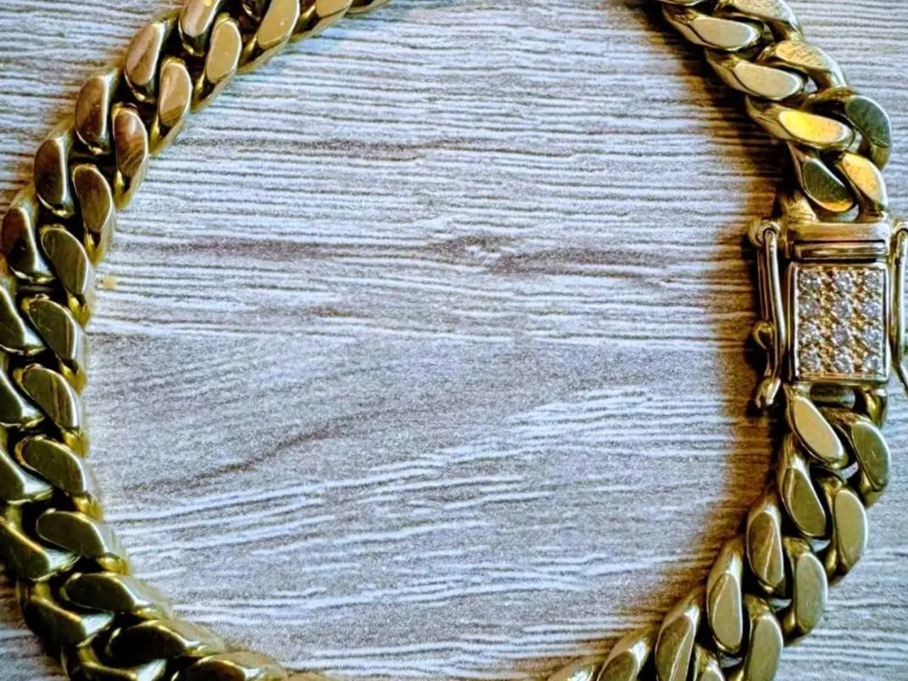 Billede 1 - Ægte 14 karat massiv armbånd