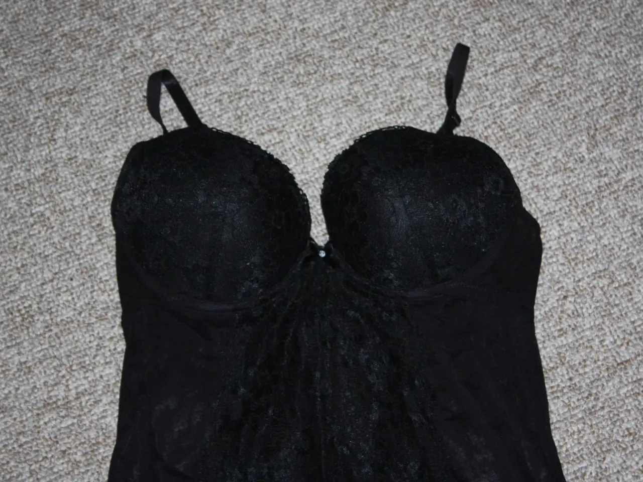 Billede 2 - Bodystocking med G-streng / Undertøj H&M / Body /