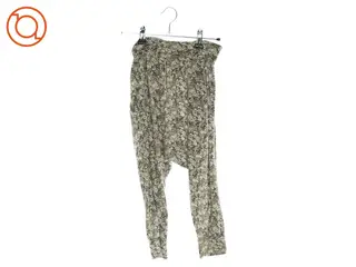 Bukser fra H&M (str. 140)