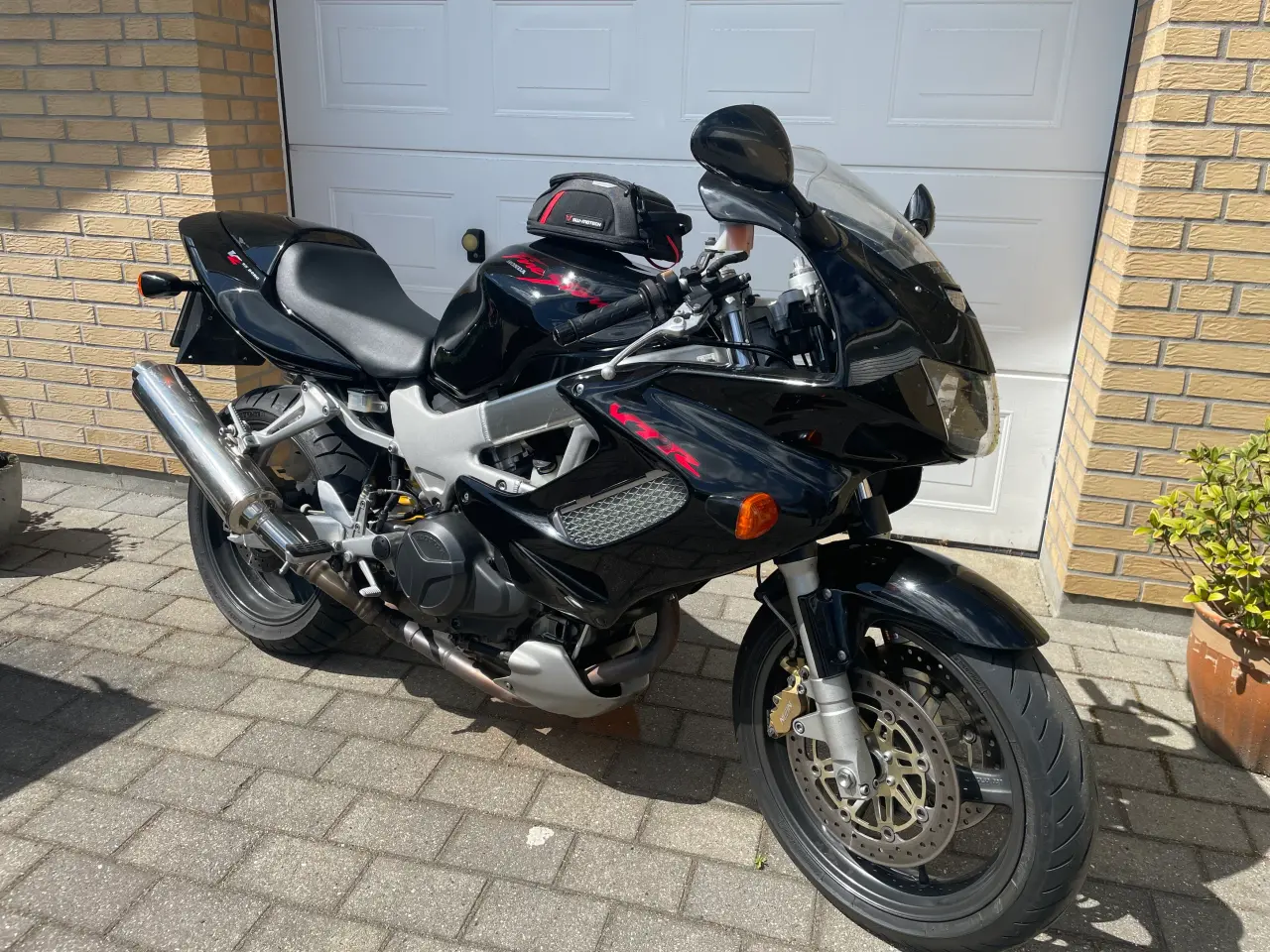 Billede 1 - Honda VTR 1000