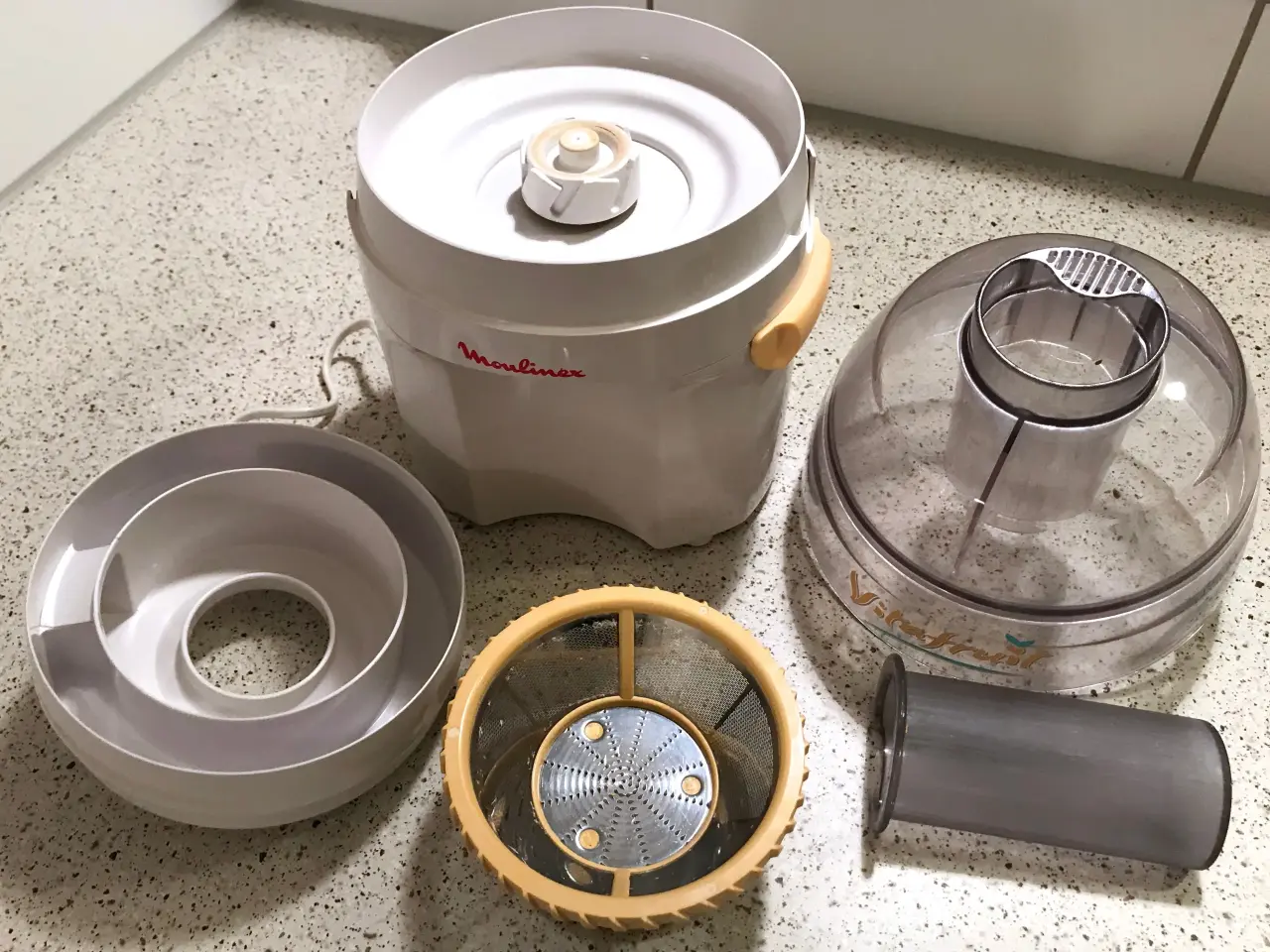 Billede 3 - JUICER: Moulinex flot, lille og praktisk
