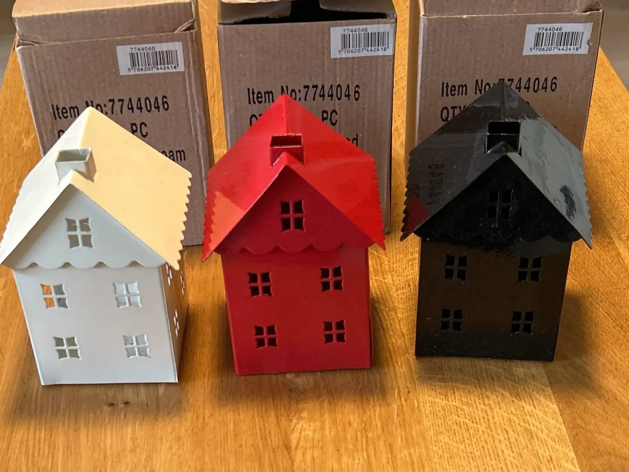 Billede 2 - Hyggelige huse til fyrfadslys