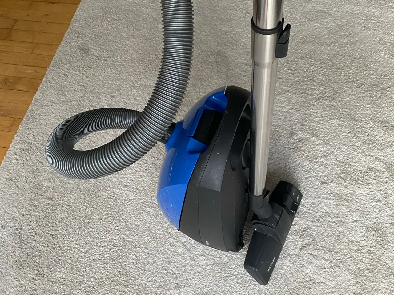 Billede 1 - Miele støvsuger.
