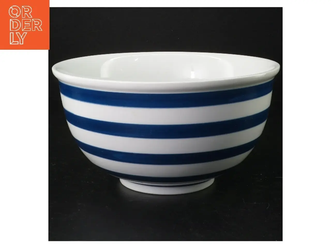 Billede 1 - Stribet porcelænsskål (str. Ø 23 cm)