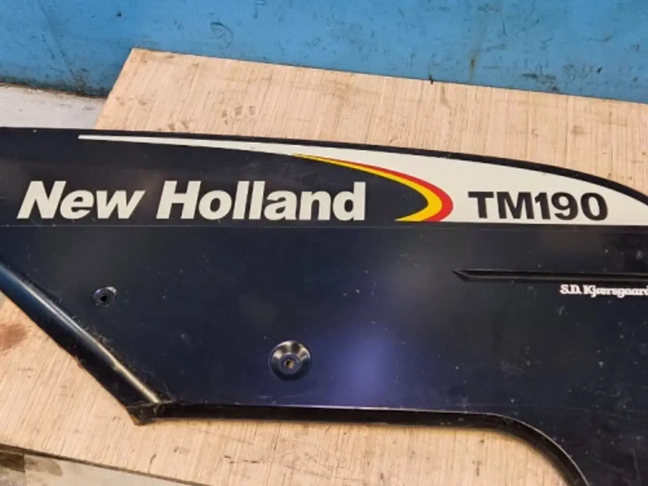 Billede 3 - New Holland TM190 Sideskærm R. 82020018