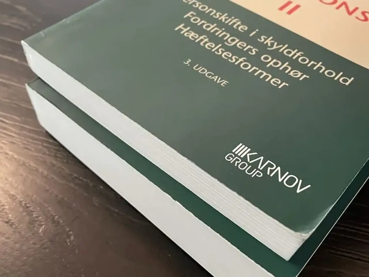 Billede 8 - Lærebøger i obligationsret I & II på SDU mf.