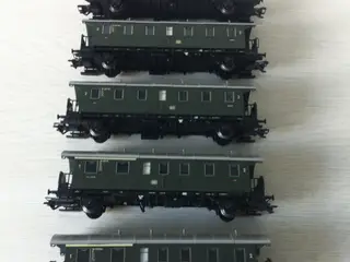 5 stk. Märklin DB personvogne (som nye )