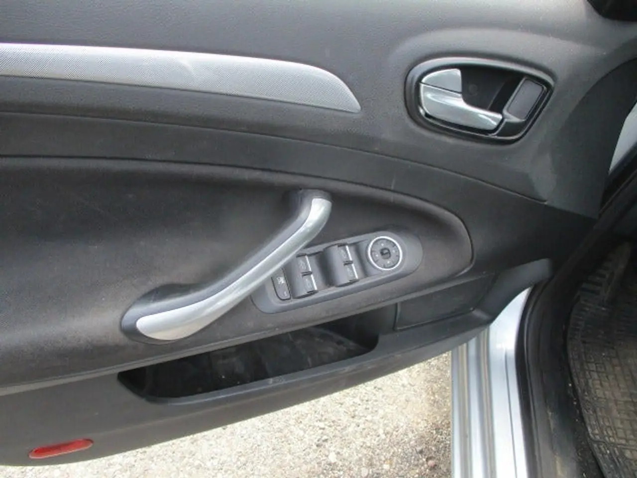 Billede 9 - Ford Mondeo 2,0 Ambiente stc.