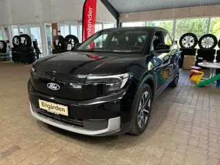 Ford Explorer 79 Select Extended Range