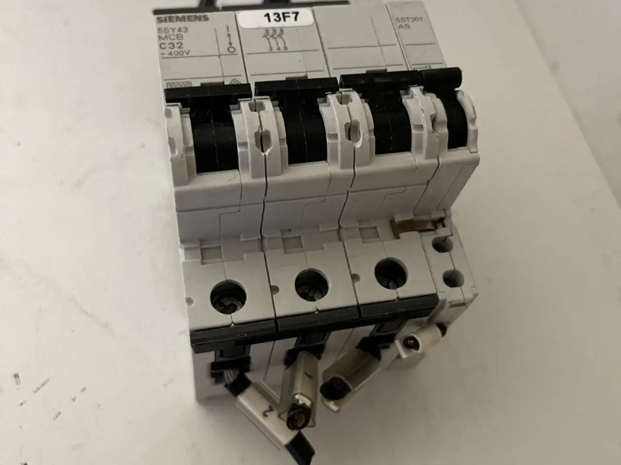 Billede 4 - Siemens 5SY43 C32 3-Pole MCB 32A 400V w/ 5ST3010