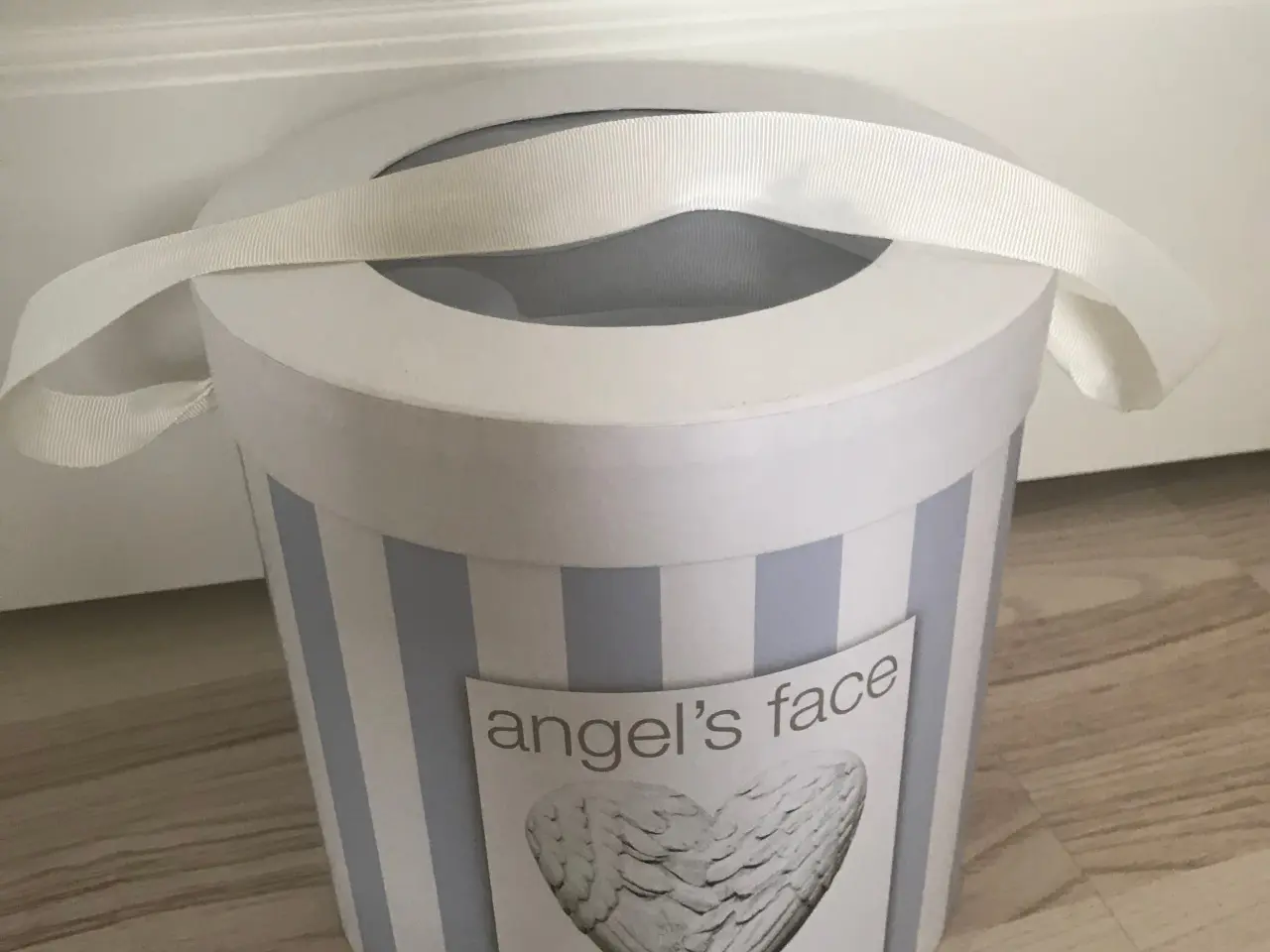 Billede 2 - Angel's face nederdel str 8-10 år, tylskørt