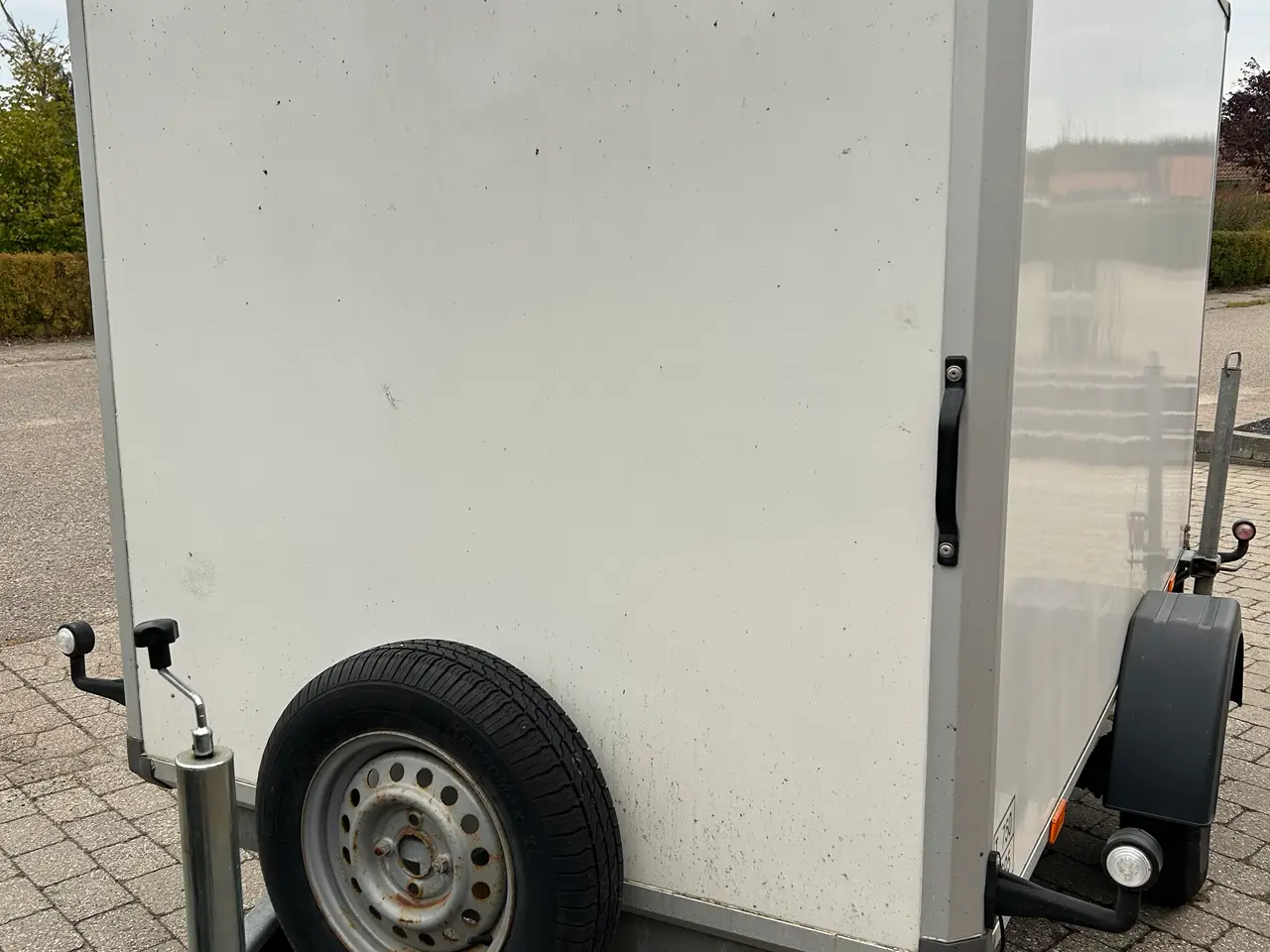 Billede 1 - Box-trailer med dører.