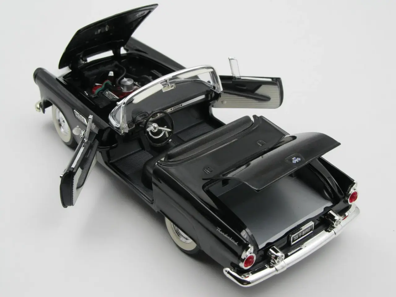 Billede 6 - 1955 Ford Thunderbird Hardtop 1:18 Farve: Sort