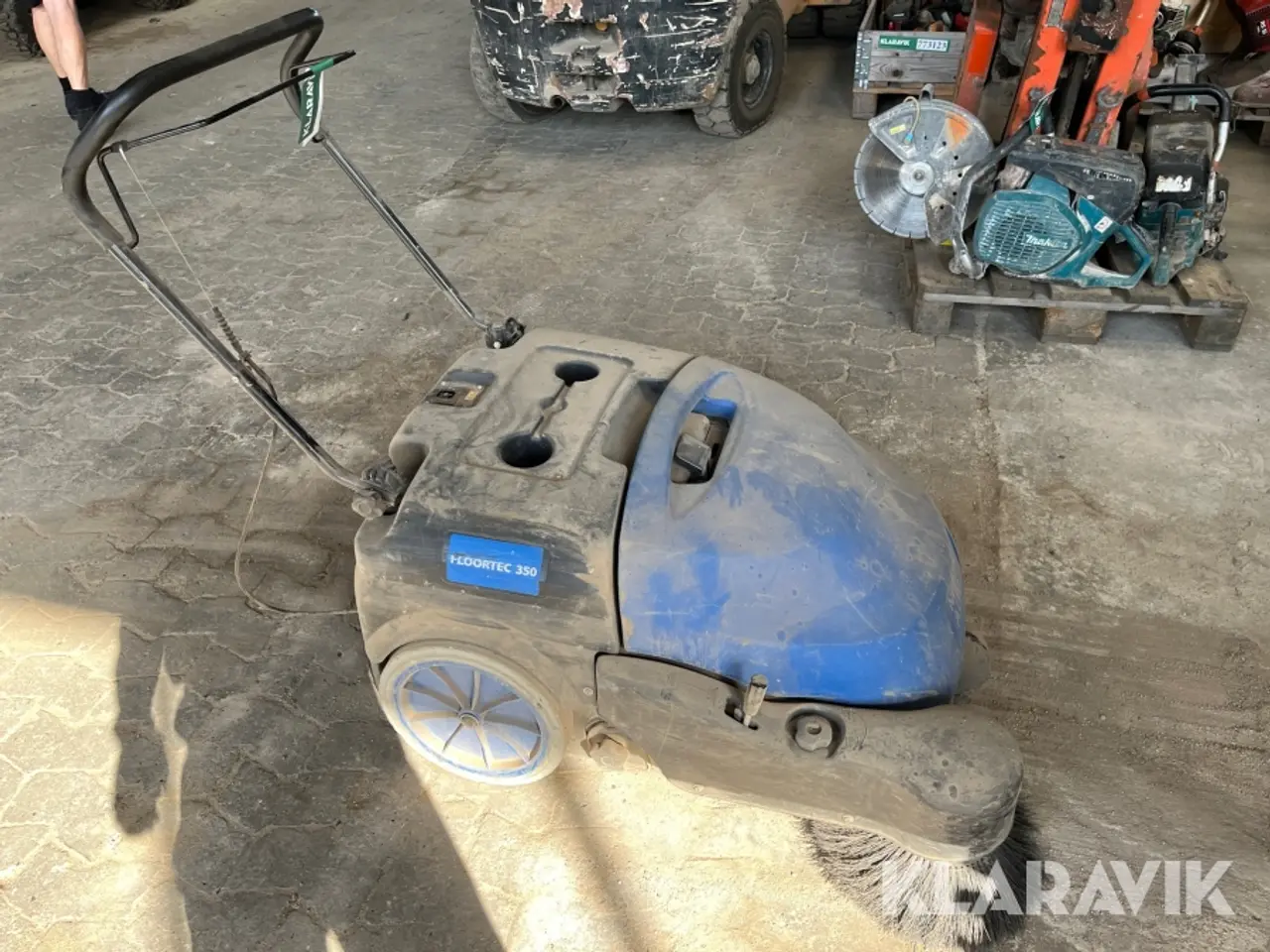 Billede 4 - Fejemaskine Nilfisk Floortec 350