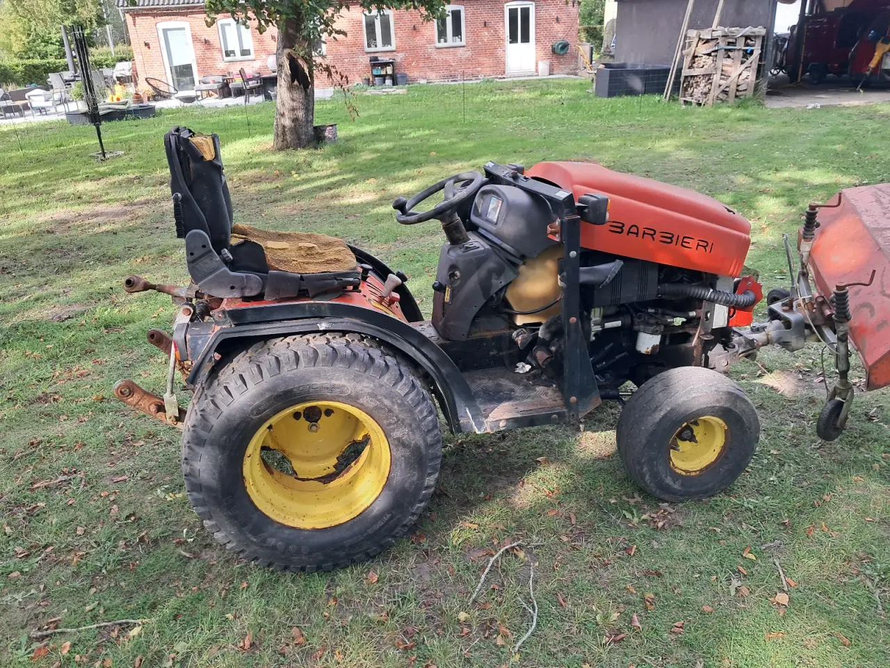 Billede 4 - Minitraktor diesel med kost