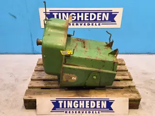 John Deere 4040 Dieseltank AR81883