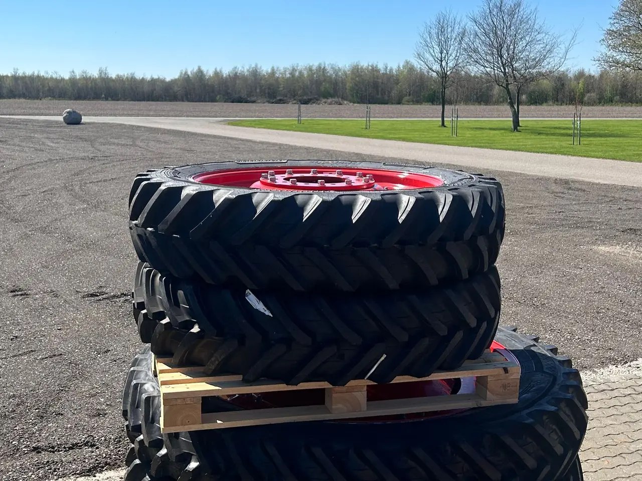 Billede 3 - Alliance 320/85R38 & 320/90R54