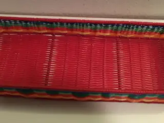 Plastbakke til salg