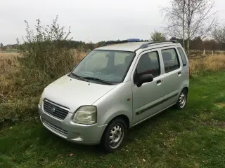 Suzuki Wagon reservedelsbil sælges i stumper