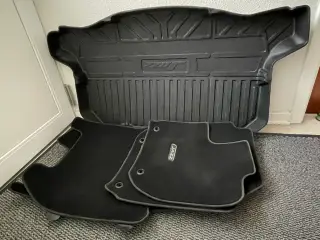 Honda Jazz bilmåtter og bagagerumsbakke. p-watch