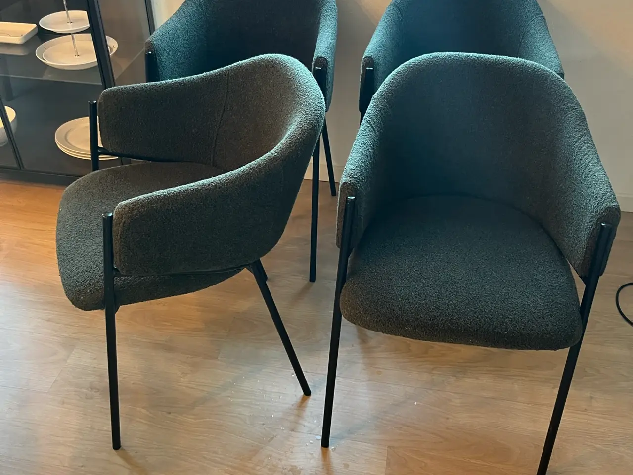 Billede 2 - Grønne spisestue stole i boucle stof