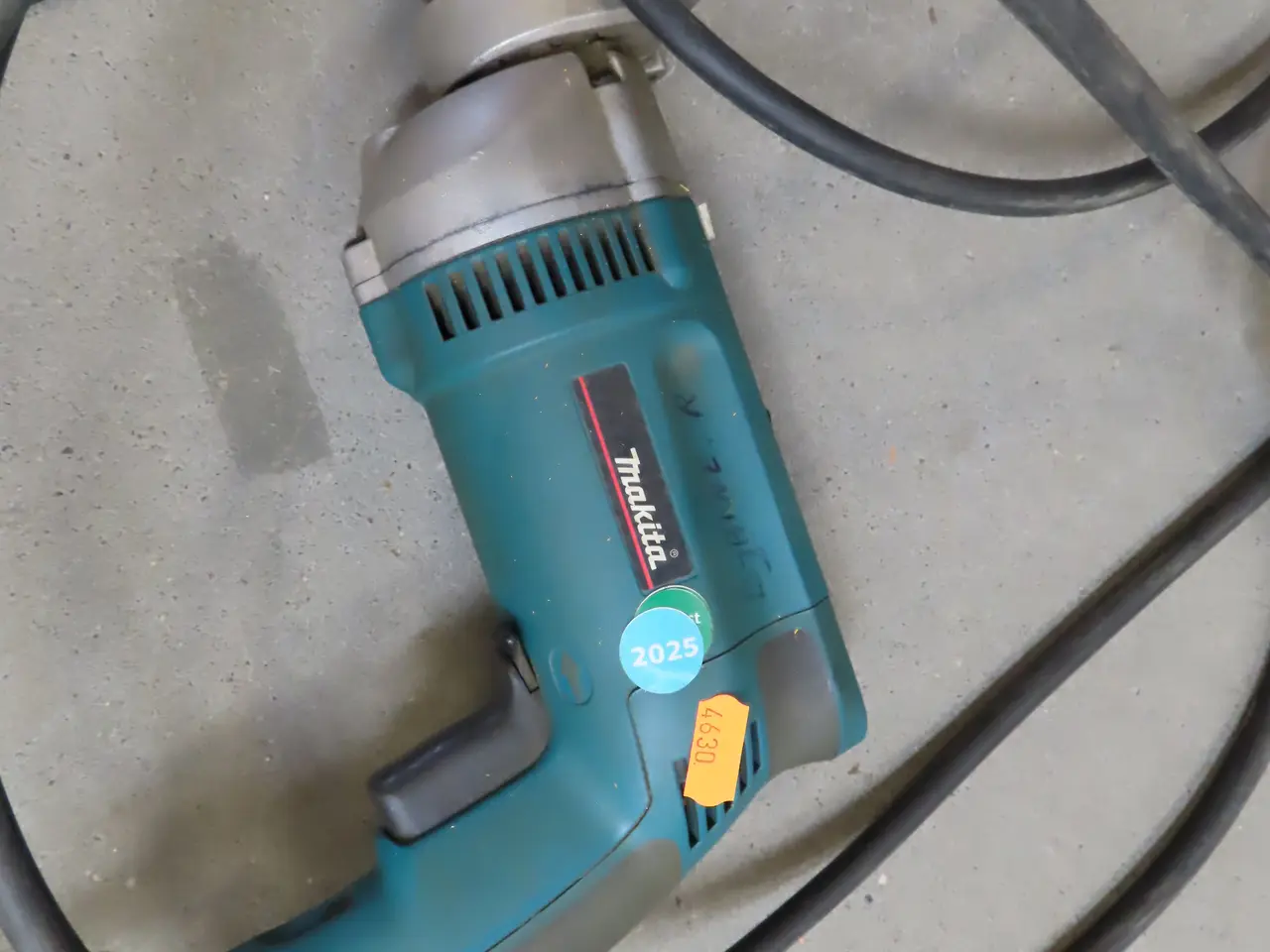 Billede 2 - Slagboremaskine MAKITA DP4003