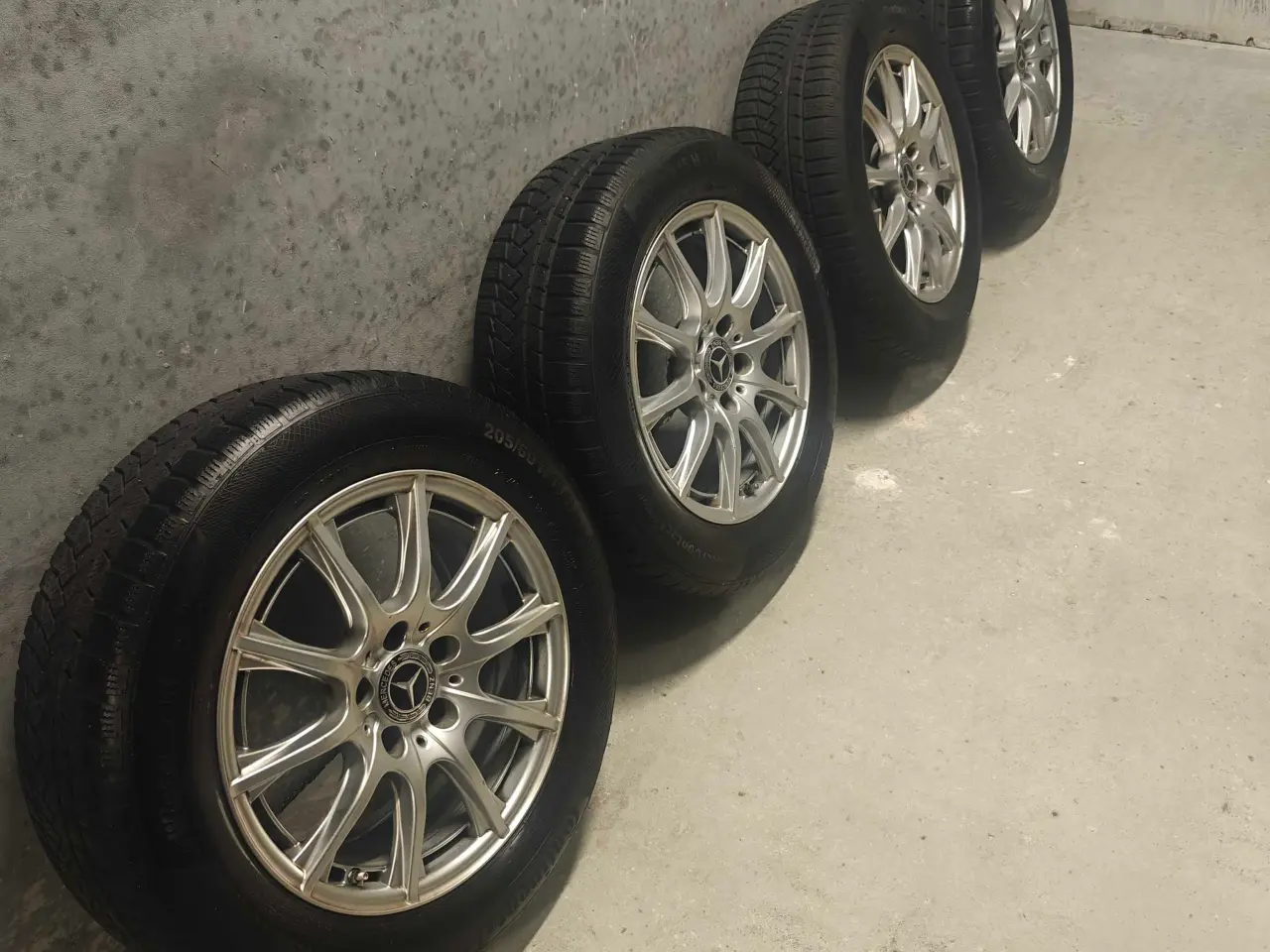 Billede 2 - Vinterdæk Org. Mercedes m. TMPS - 205/60R16