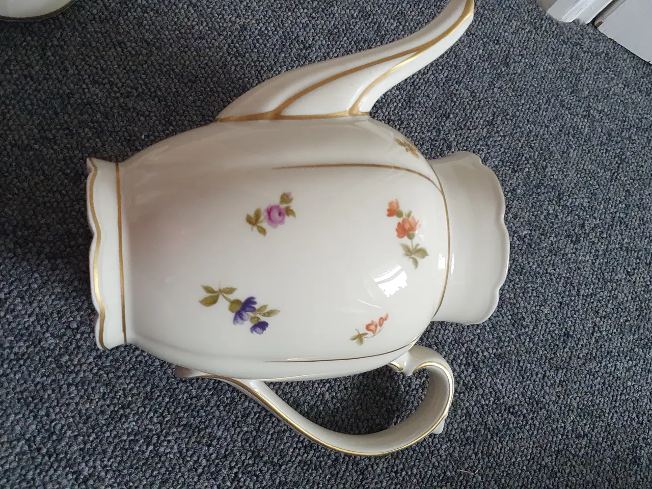 Billede 7 - Fajance/ porcelæn kaffekande