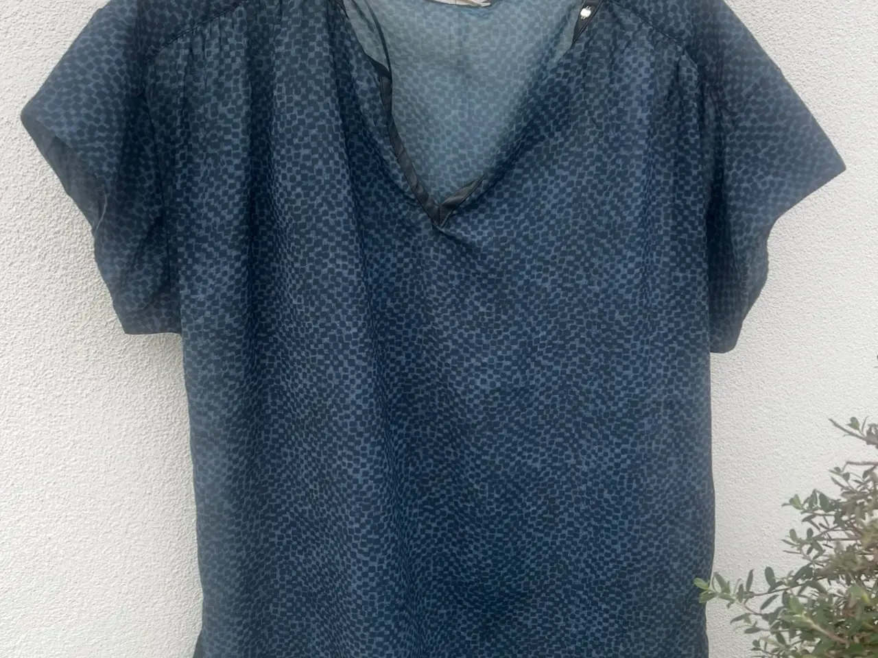Billede 1 - NY GASJEANS Bluse transparent navyblue Str. L 