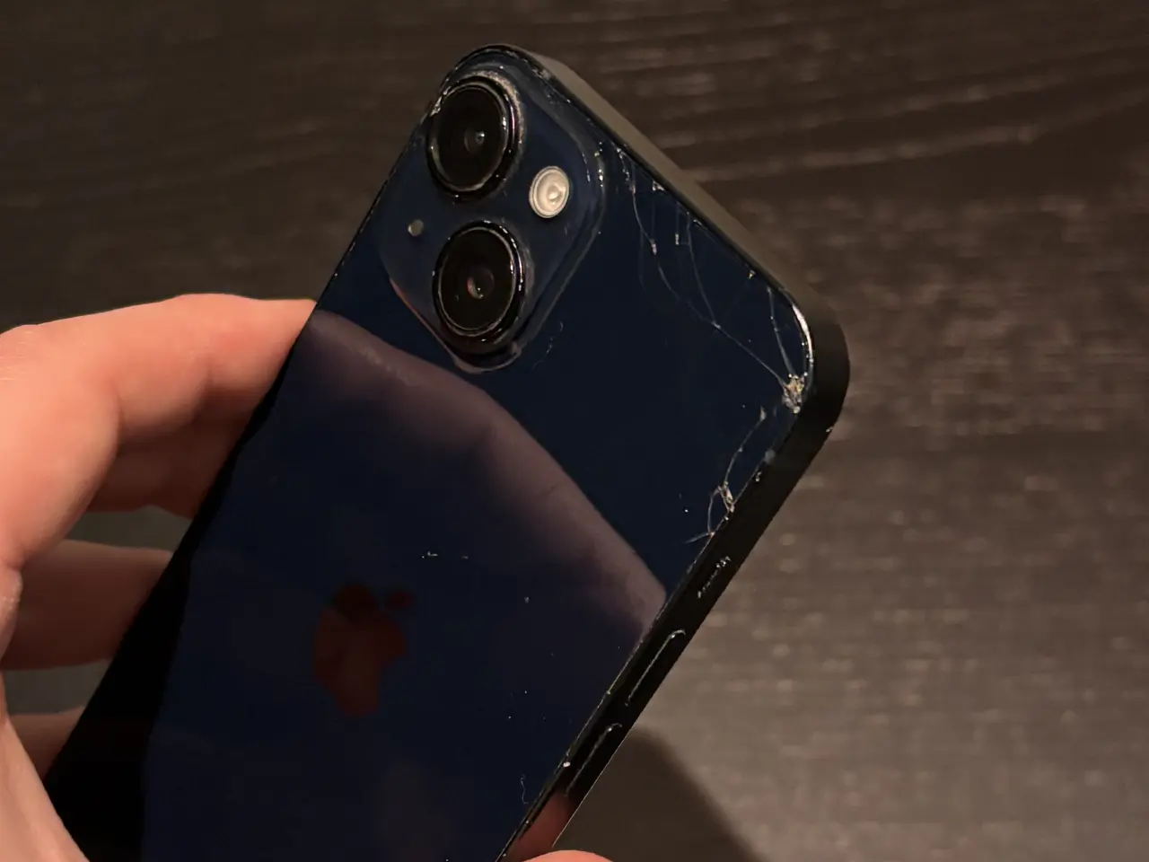 Billede 4 - iPhone 14 128GB – 84% batteri – oplader medfølger