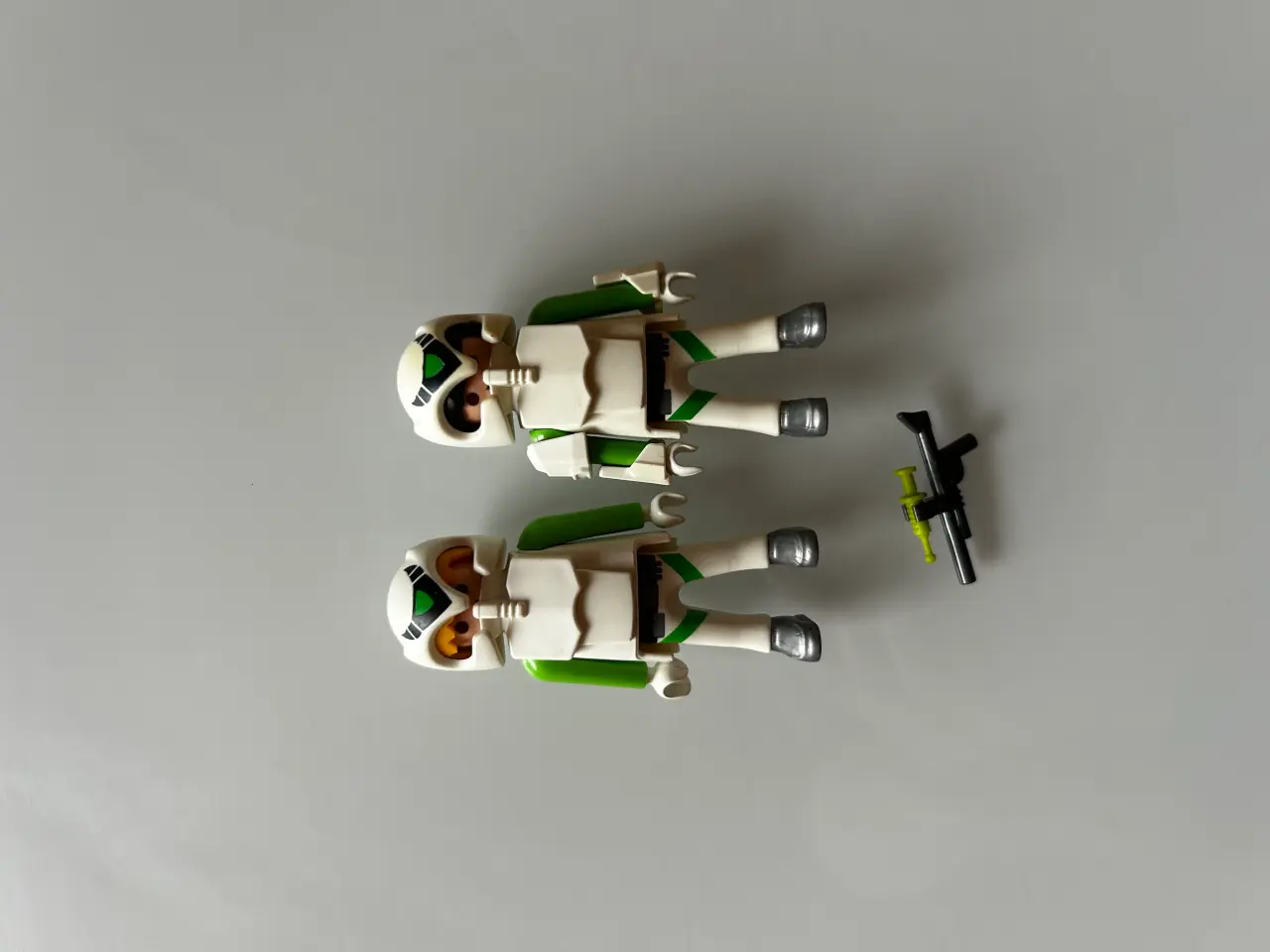 Billede 2 - Playmobil to vintage astronauter