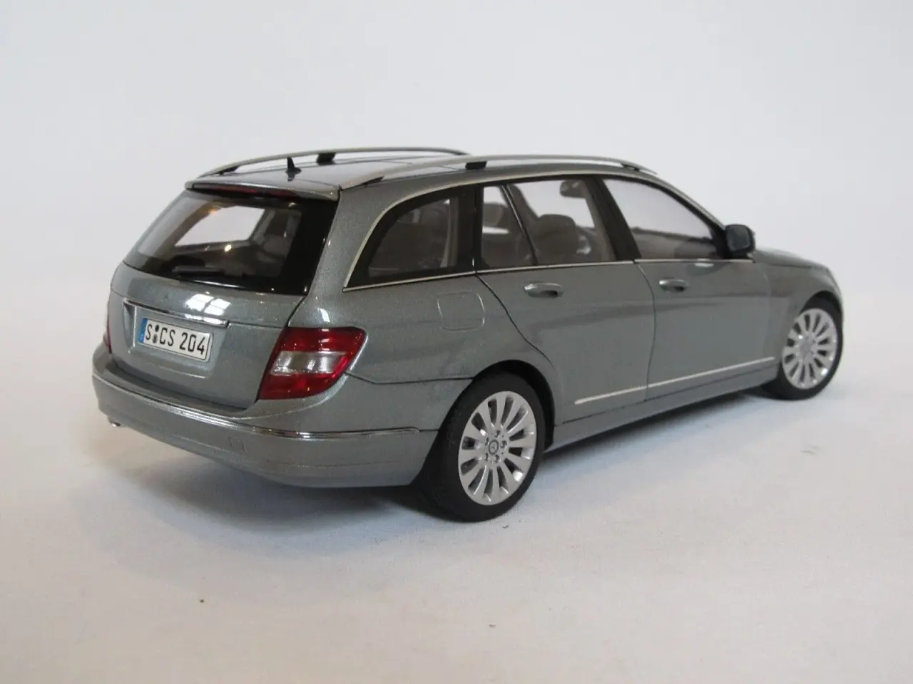 Billede 2 - 2008 Mercedes C-Klasse T-Model 1:18