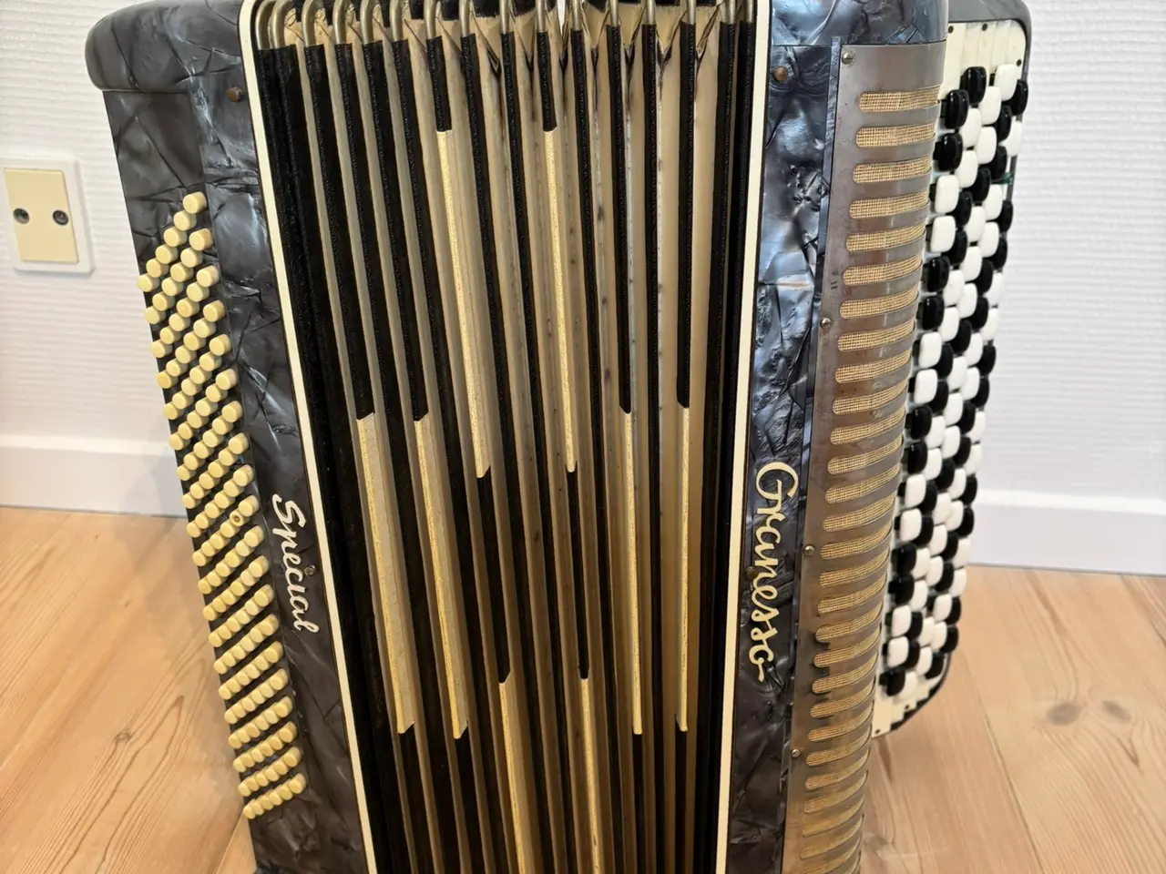 Billede 1 - Vintage - Hagström Granesso Special knapharmonika 