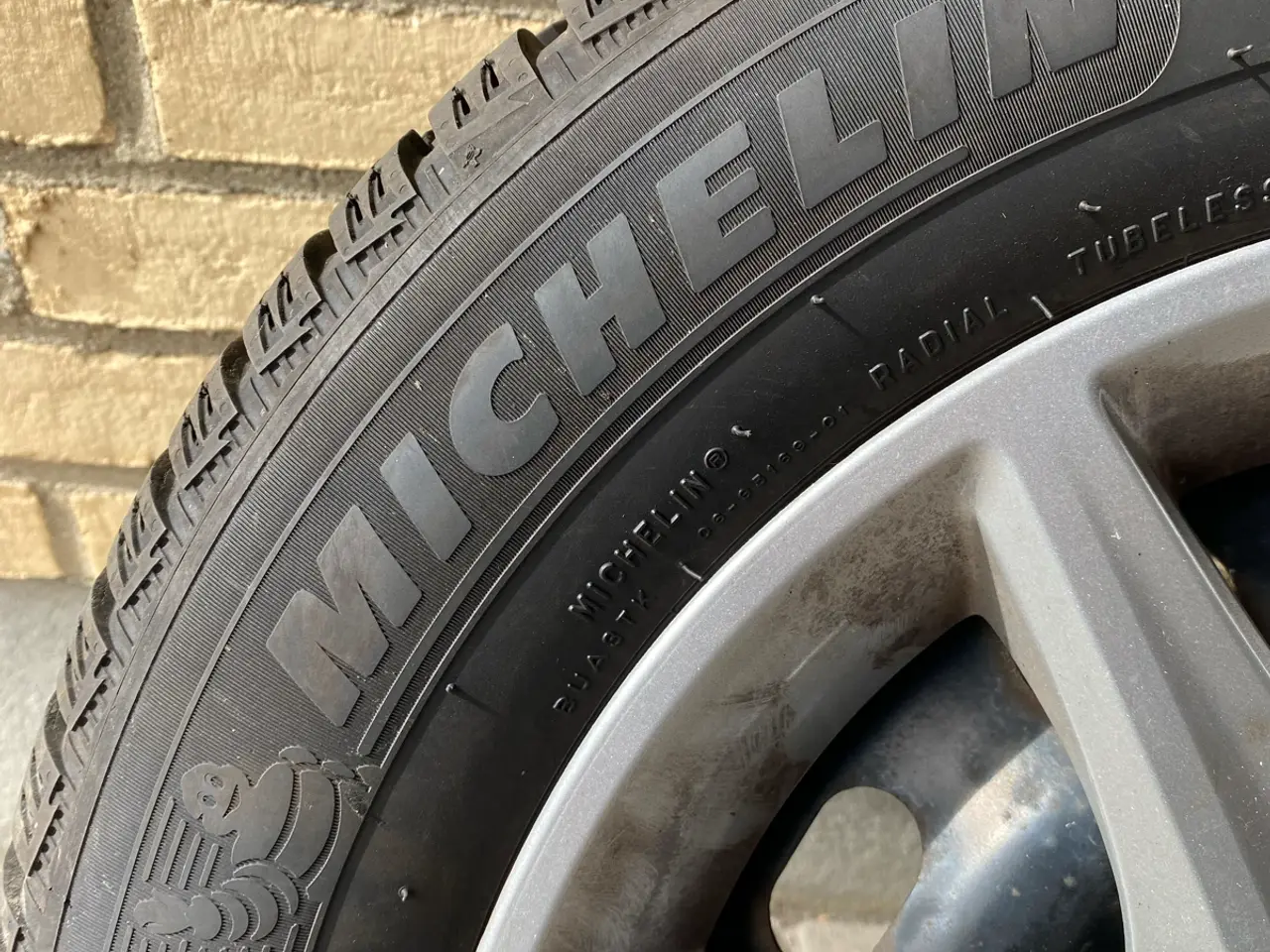 Billede 1 - Michelin 15” vinterdæk sælges - 4 stk