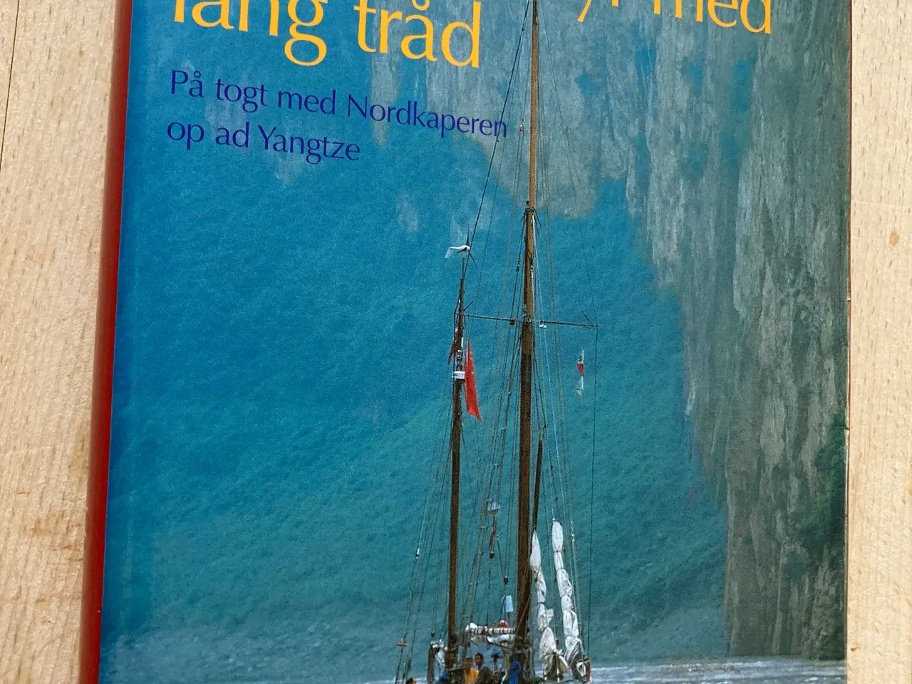 Billede 1 - Kineserne syr med lang tråd, Troels Kløvedal
