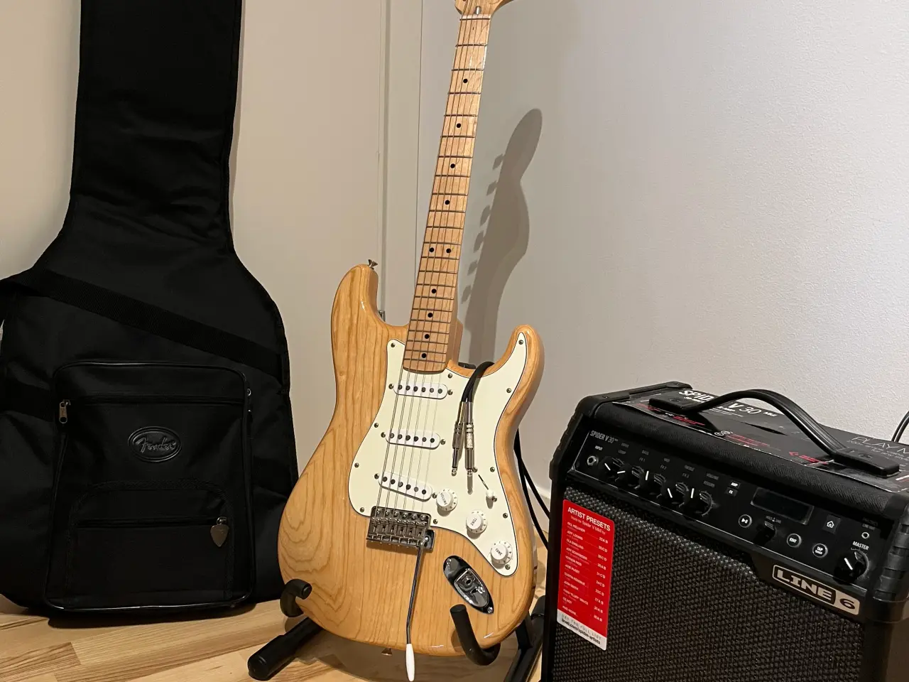 Billede 1 - Fender Elguitar + Forstærker