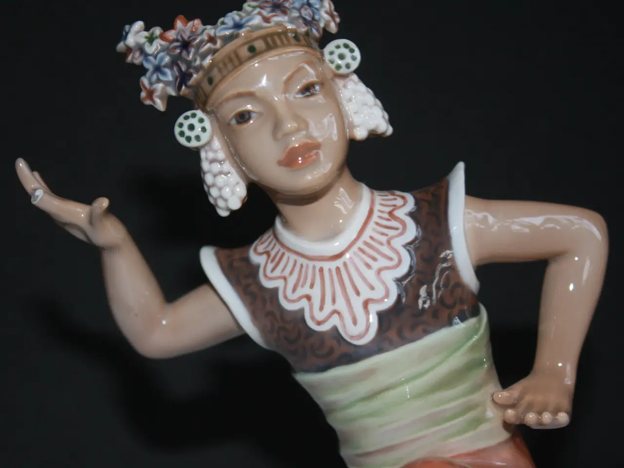Billede 10 - Dahl Jensen. Orientalsk figur Monuia