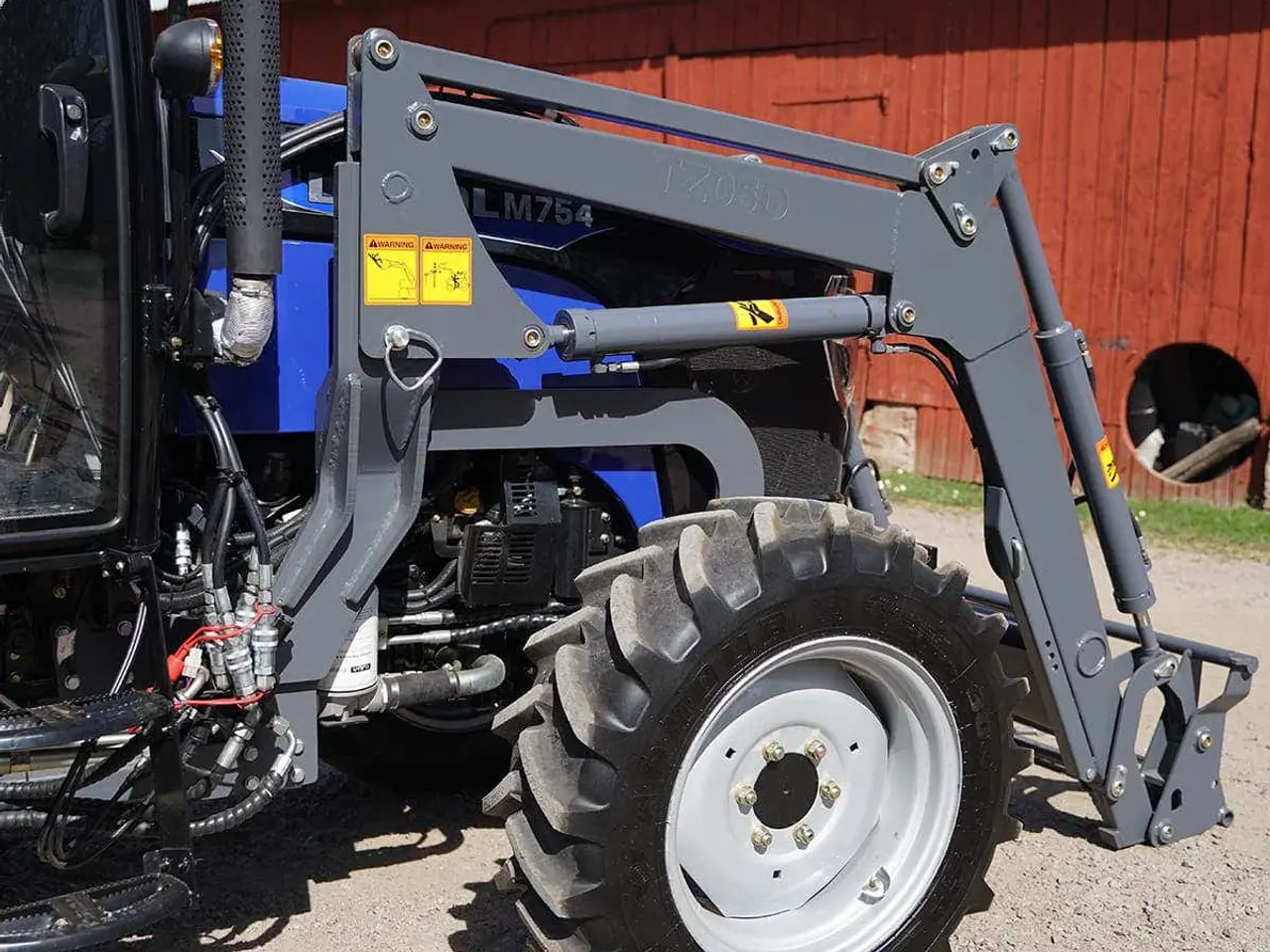 Billede 7 - Traktor Lovol 75 hk 4WD med frontlæsser, Stage V