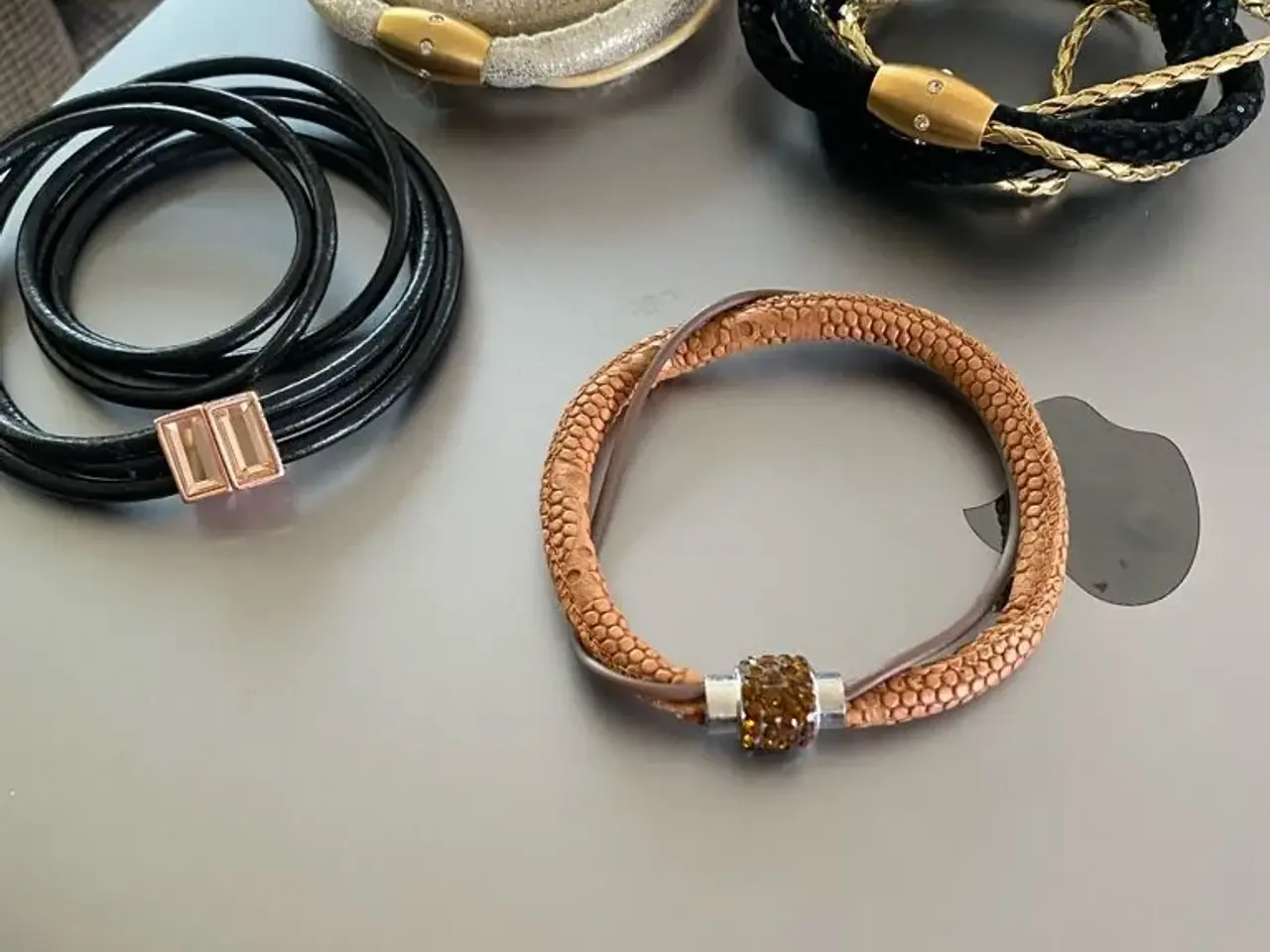 Billede 8 - Flotte armbånd