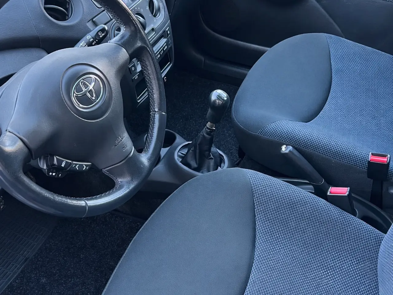 Billede 8 - Toyota Yaris 1.5 år til syn