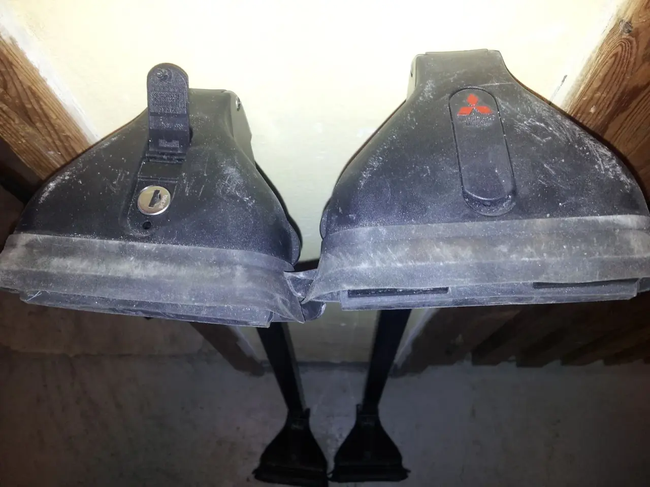 Billede 2 - original til mitsubishi Lastholdere