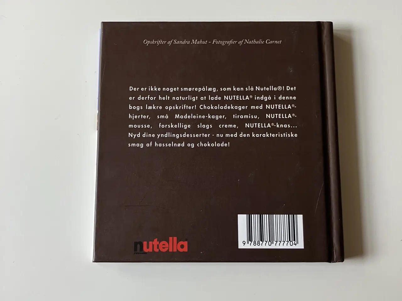 Billede 2 - Den lille bog om Nutella. Af Sandra Mahut