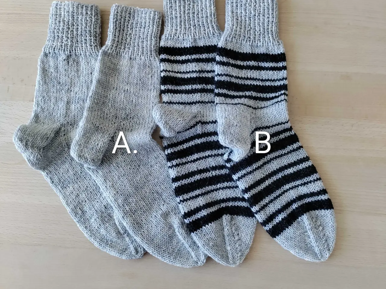 Billede 6 - Nye hjemmestrikkede uldsokker str 38-40
