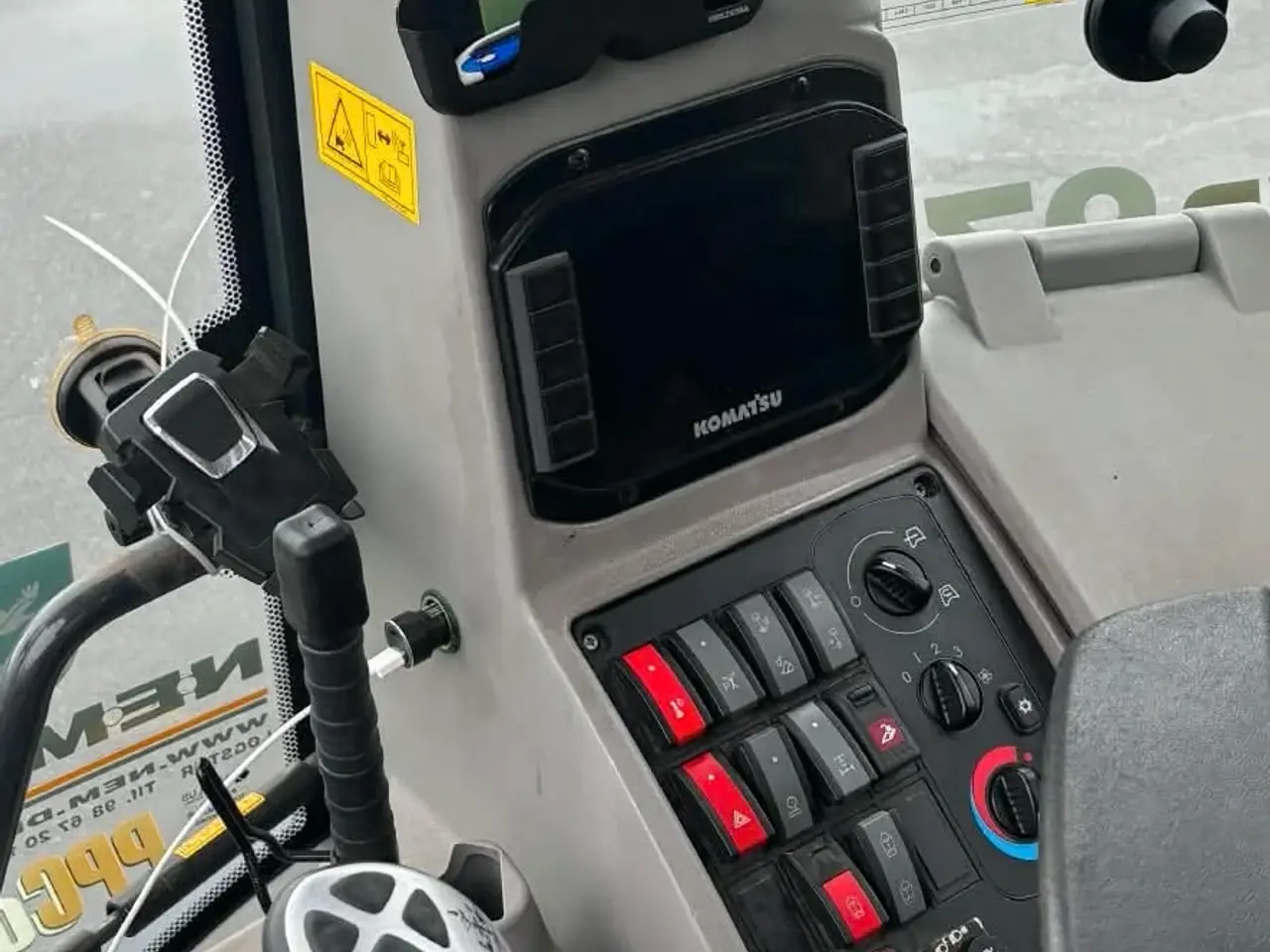Billede 10 - Komatsu WB97S årg 2020