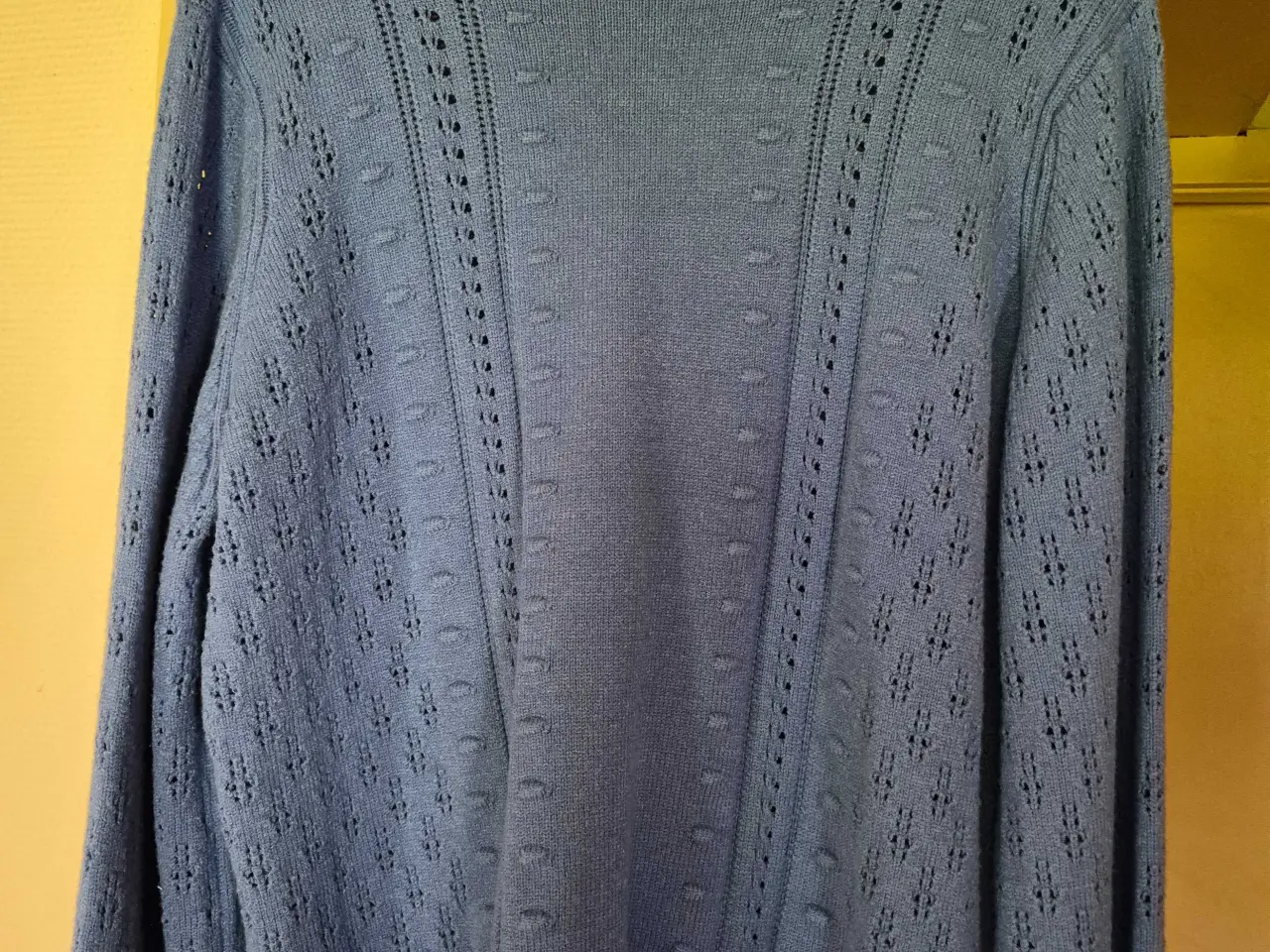 Billede 2 - Strik bluse