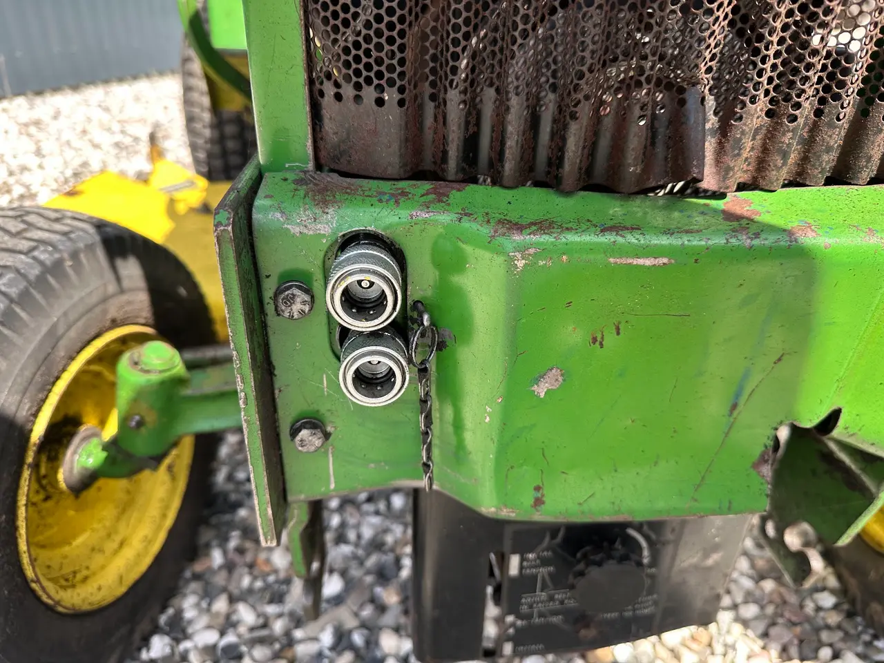 Billede 6 - JOHN DEERE 140 MED ORGINAL FRÆSER