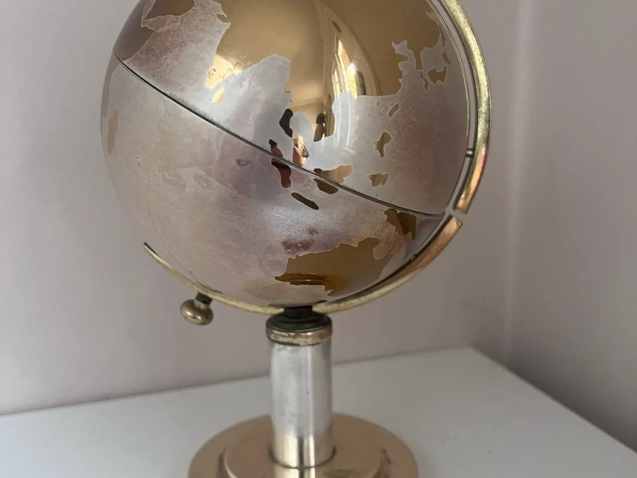 Billede 2 - Smuk vintage cigaretholder globus fra 50’erne